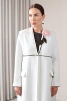 بليزر اف وايت نجلاء