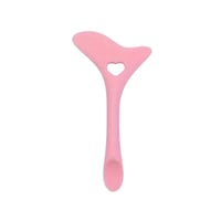 قلم ذيل السمكه لتحديد الكحل واحمر الشفاه