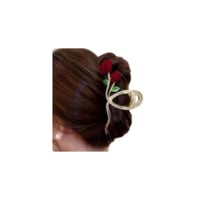 مشبك شعر نسائي بتصميم زهرة أنيق