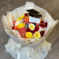 باقة تاكوار مع اكرليك تخرج