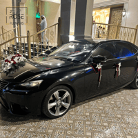 تنسيق يونوفيرس بالورد صناعي