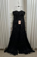 نجد لون اسود