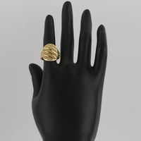 خاتم ذهب دائري مع خطوط مائلة - عيار 21