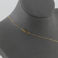 طقم ذهب دورين مربع بنقش معين مع دلايات هندسية - عي...