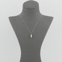 عقد ذهب فانوس ابيض عيار 18