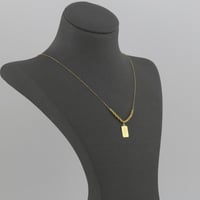 عقد ذهب مبروم مستطيل وردة سبيكة - عيار 21