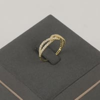 خاتم ذهب بتصميم خطوط انسيابية لماعة - عيار 18