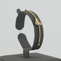 طقم ذهب زهرة ثلاثية الابعاد مع رحيق عيار 18