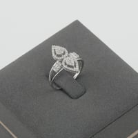 طقم ذهب ابيض ملكي عيار 18