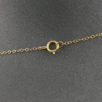 طقم ذهب تصميم سداسي لماع ملفت - عيار 21