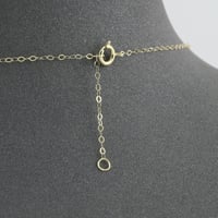 عقد ذهب فانوس ازرق عيار 18