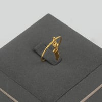 طقم ذهب فخم باشكال متنوعة عيار 21