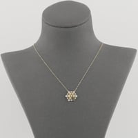 عقد ذهب بتصميم انيق و ملفت - عيار 18