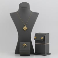 نصف طقم ذهب بتصميم نبتة رباعية ثلاثية الابعاد - عي...