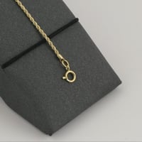 اسوارة ذهب مبرومة ناعمة رفيعة - عيار 18