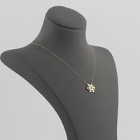 طقم ذهب القبة السداسية - عيار 18