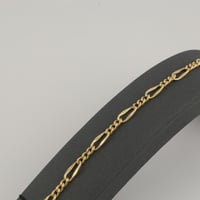 اسوارة ذهب بتصميم حلقات الذهب المتصلة - عيار18