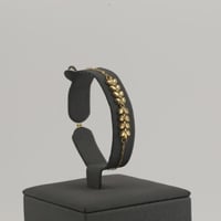 طقم ذهب بتصميم غصن الزيتون و وردة - عيار21