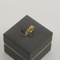 طقم ذهب الزهرة ثلاثية الابعاد - عيار 21