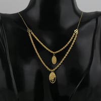 عقد ذهب مبروم دورين بيضاوي وردة سبيكة - عيار 21