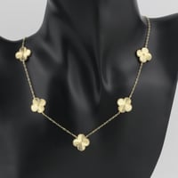 عقد ذهب خمس ازهار عيار 18