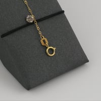 اسوارة ذهب مع فصوص لماعة - عيار 21