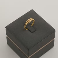 طقم ذهب بتصميم سلم الذهب فريد - عيار21