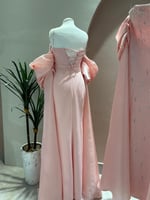 فستان السهرة الفاخر لمناسبة لا تُنسى