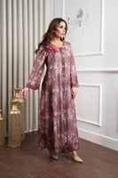 جلابية شيفون بنقوش ورود ملونة مرصع بالكريستال