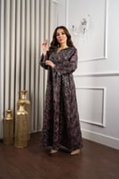 جلابية مخمل واسعة أنيقة مطرزة بالترتر اللامع