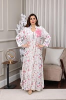 جلابية مخمل فضفاضة مطرزة بالترتر مع وردة كبيرة على...