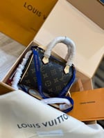 شنطه لويس فيتون ماستر مع الملحقات