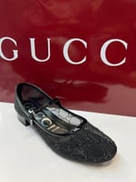 فلات قوتشي اسود