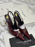 كعب سان لوران