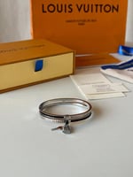 اسواره LV لويس فيتون