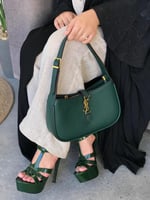 طقم سان لوران