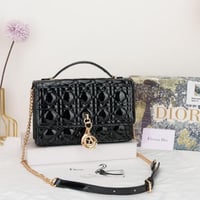 شنط ديور هاي كوالتي