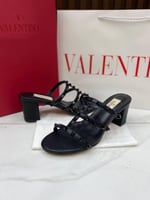 صندل فالنتينو فضي مع الملحقات