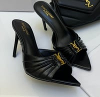 طقم سان لوران اسود