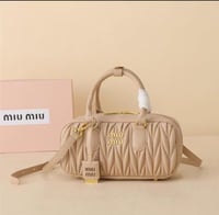 شنطه ميوميو مستطيل