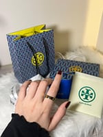 خاتم توري بورش