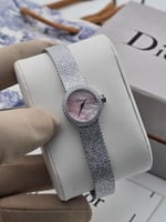 ساعه ديور مع الملحقات الماركه