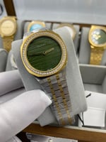 ساعه قوتشي نسائيه