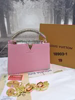 شنطه لويس فيتون ماستر حجمين