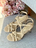 كعب شانيل ماستر