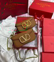 شنط فالنتينو هاي كوالتي مع الملحقات