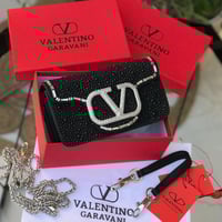 شنطه فالنتينو اسود كرستال