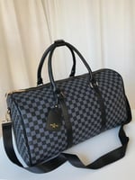 شنطه هاند باق لويس فيتون