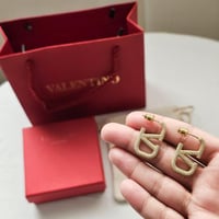 حلق فالنتينو