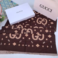 سكارف قوتشي